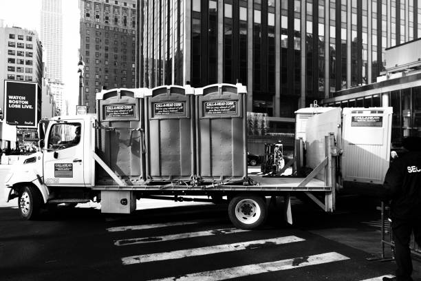 Best Portable restroom trailer rental  in Pleasant Hills, OH